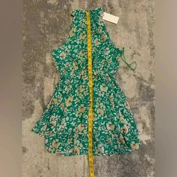 Women’s NWT Green Sienna Sky Dress - Picture 7 of 7